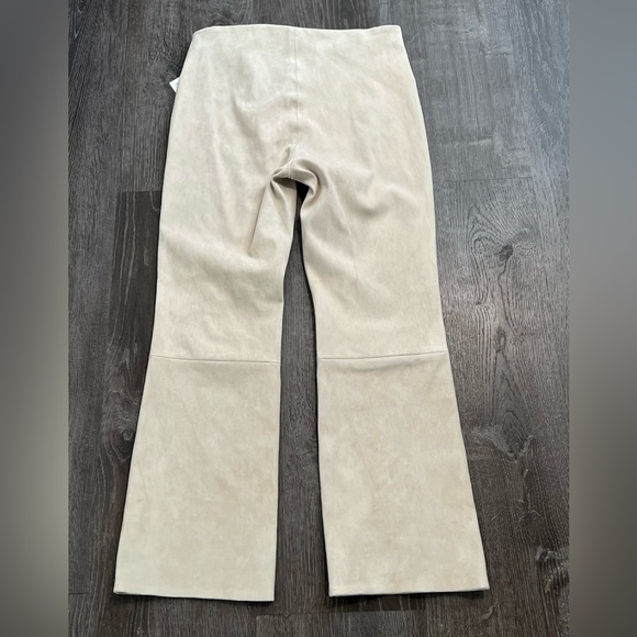 THEORY***Kick Pull On Stretch Cream Suede Pants***US 8 $995 - Picture 6 of 7
